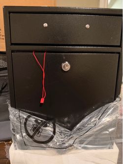 Locking security mail box