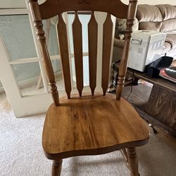 Rocking Chair In GREAT condition!!!! MUST GO TODAY! $50