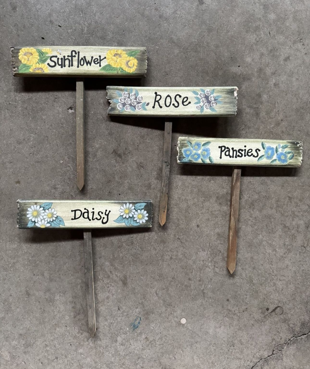 Garden Stake Decor 