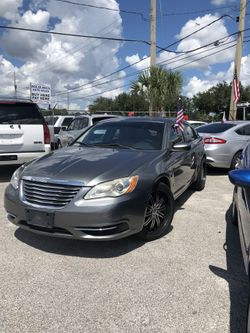 2013 Chrysler 200