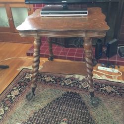 Antique Tiger Oak Claw Foot Table