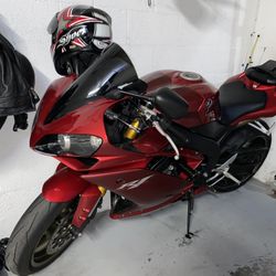 2008 Yamaha R1