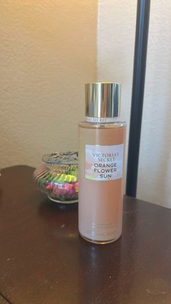 Victoria's Secret Orange Flower Sun Fragrance Mist