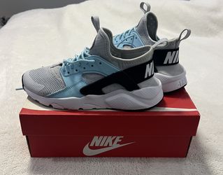 Nike Air Huarache Run Sneakers