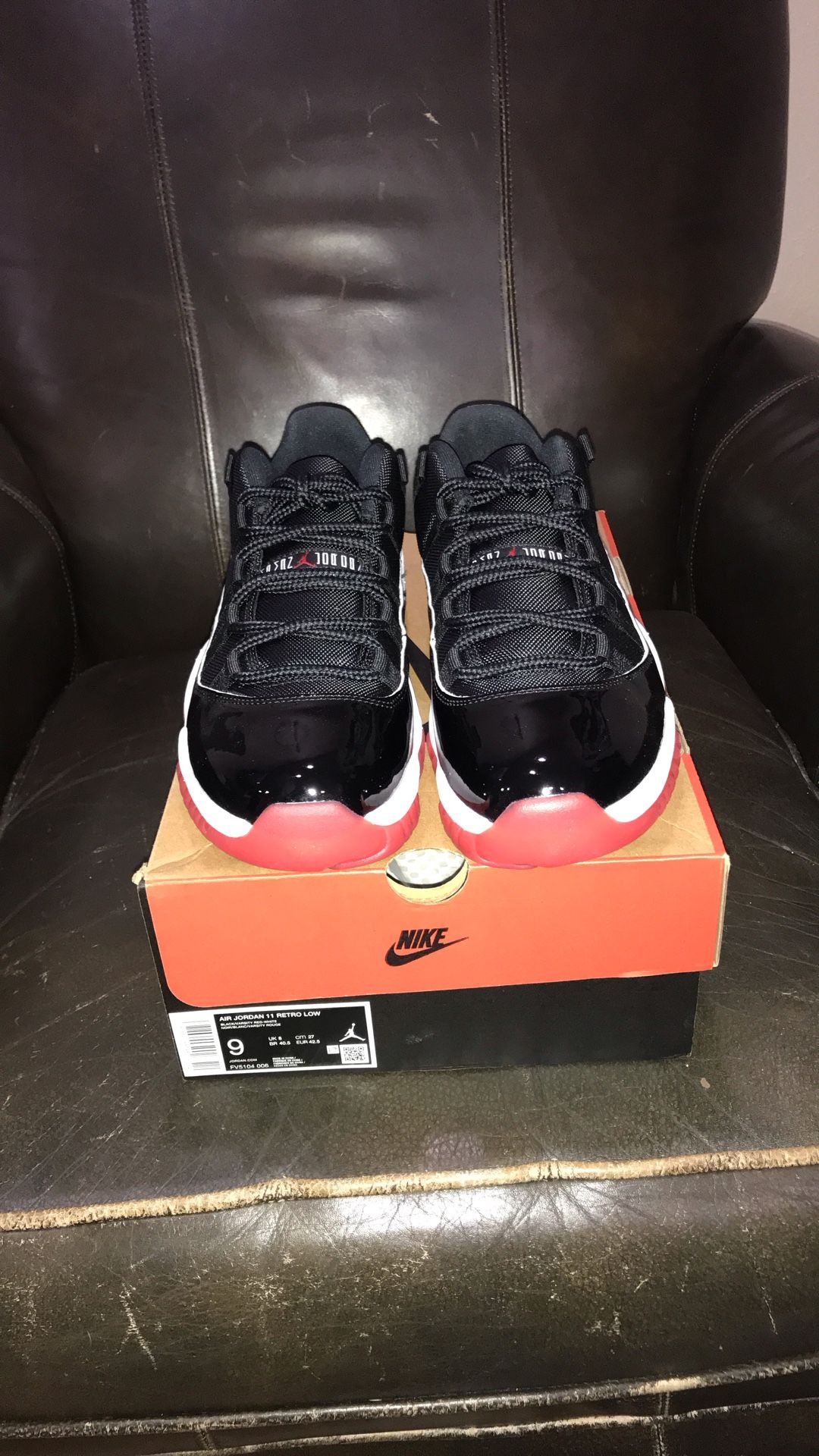Air Jordan 11 FV5104 006 Bred 2025(DS) Size 9