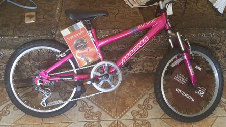 Magna bike. Kids bicycle. Bonita bicicleta nueva para niña a muy buen precio