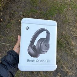 Beats Studio Pro Bluetooth Wireless Headphones - Deep Brown ( BRAND NEW)