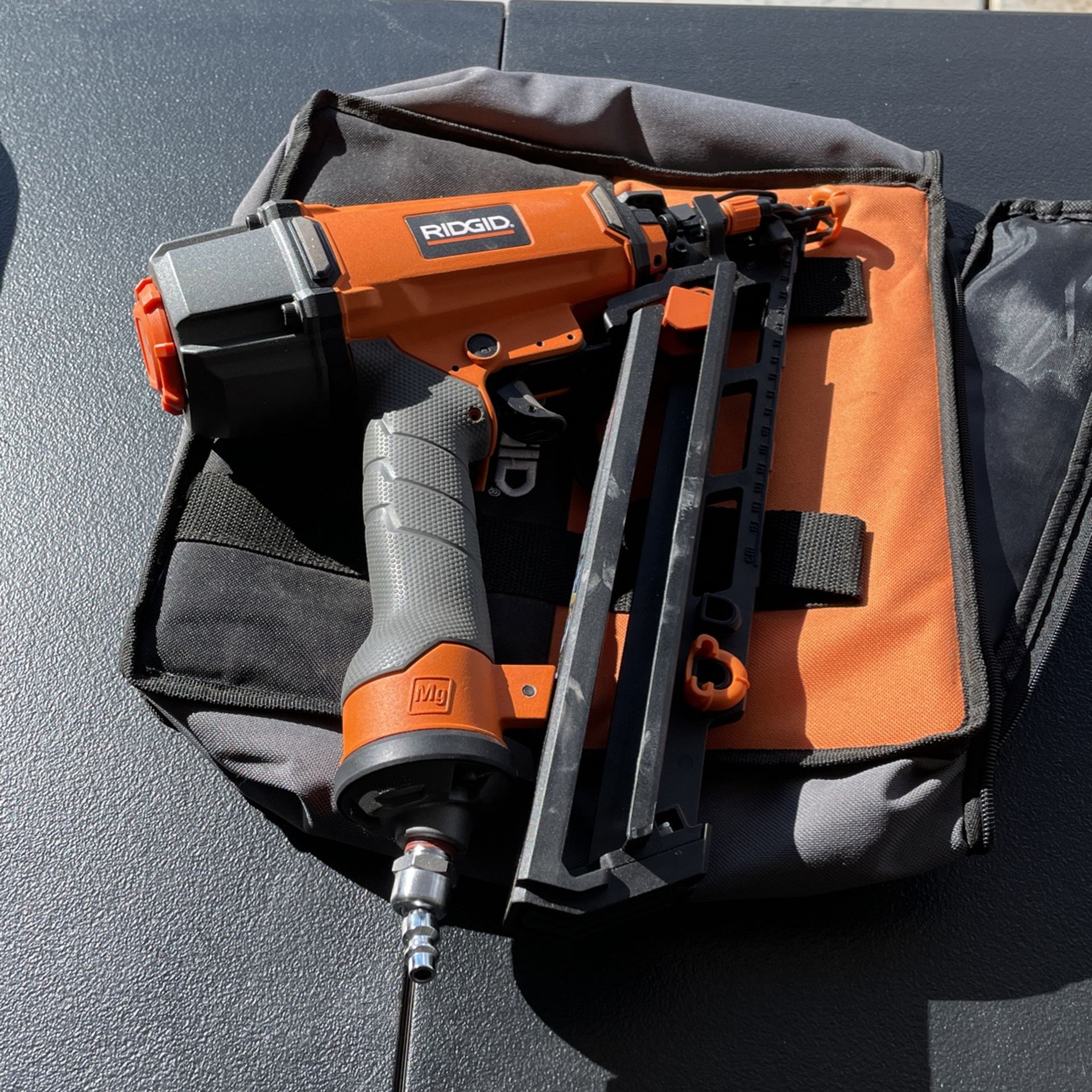 Rigid Angle Finish Nailer