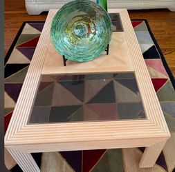 Sofa set, two tables and lamp
