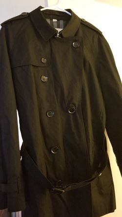 Authentic Burberry coat (54)