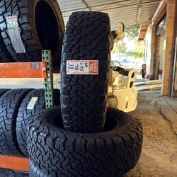 Lt255/70/18 Four Tires Used In Good Condition 