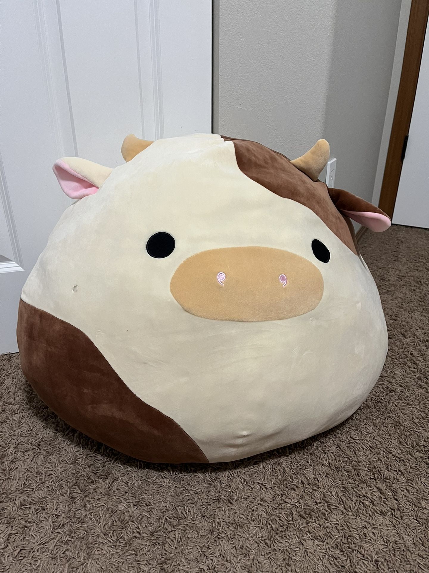 Ronnie The Cow Squishmallow