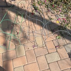 Garden Bed Wires