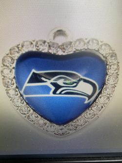 Seattle Seahawks heart pendant