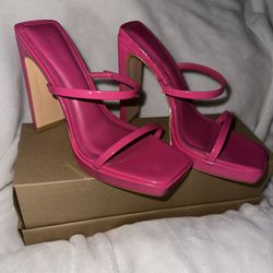 Pink Heels (6.5)