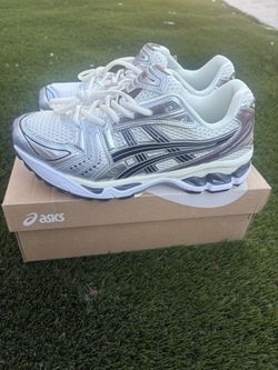 ASICS Gel Kayano