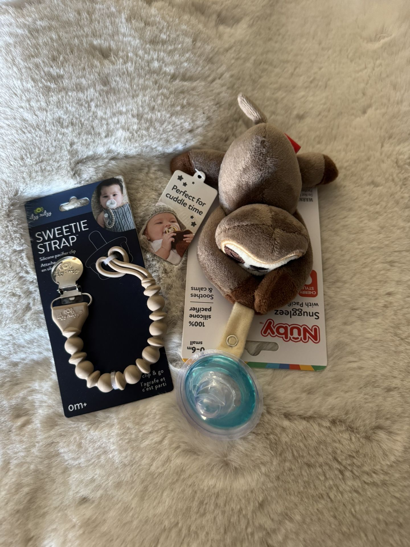 Baby Neutral Silicone pacifier clip Itzy Ritzy nuby Snuggleez Pacifier