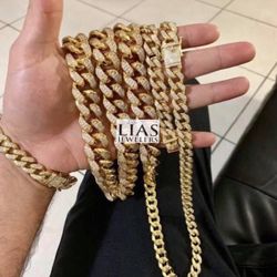 New 18k Yellow Gold Cuban Link Chain And Bracelet 