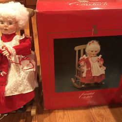Animated Collectable vintage Christmas dolls