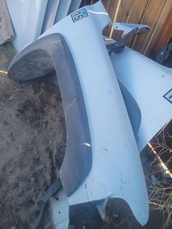 99 to 2002 Chevy Silverado fenders