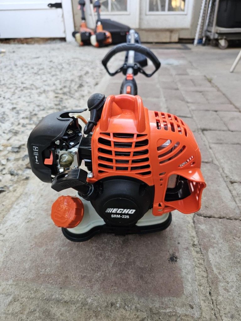 Echo Weedeater SRM 225