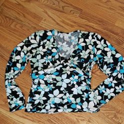 Dressbarn Stretch Floral  Fitted Wrap Blouse Size: M