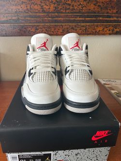 Jordan 4 White Cement