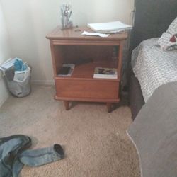 Mid Century Modern Dresser And End Table