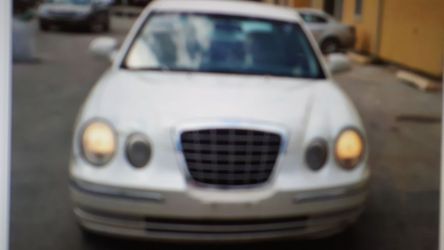 2004 Kia Amanti 4dr Sedan