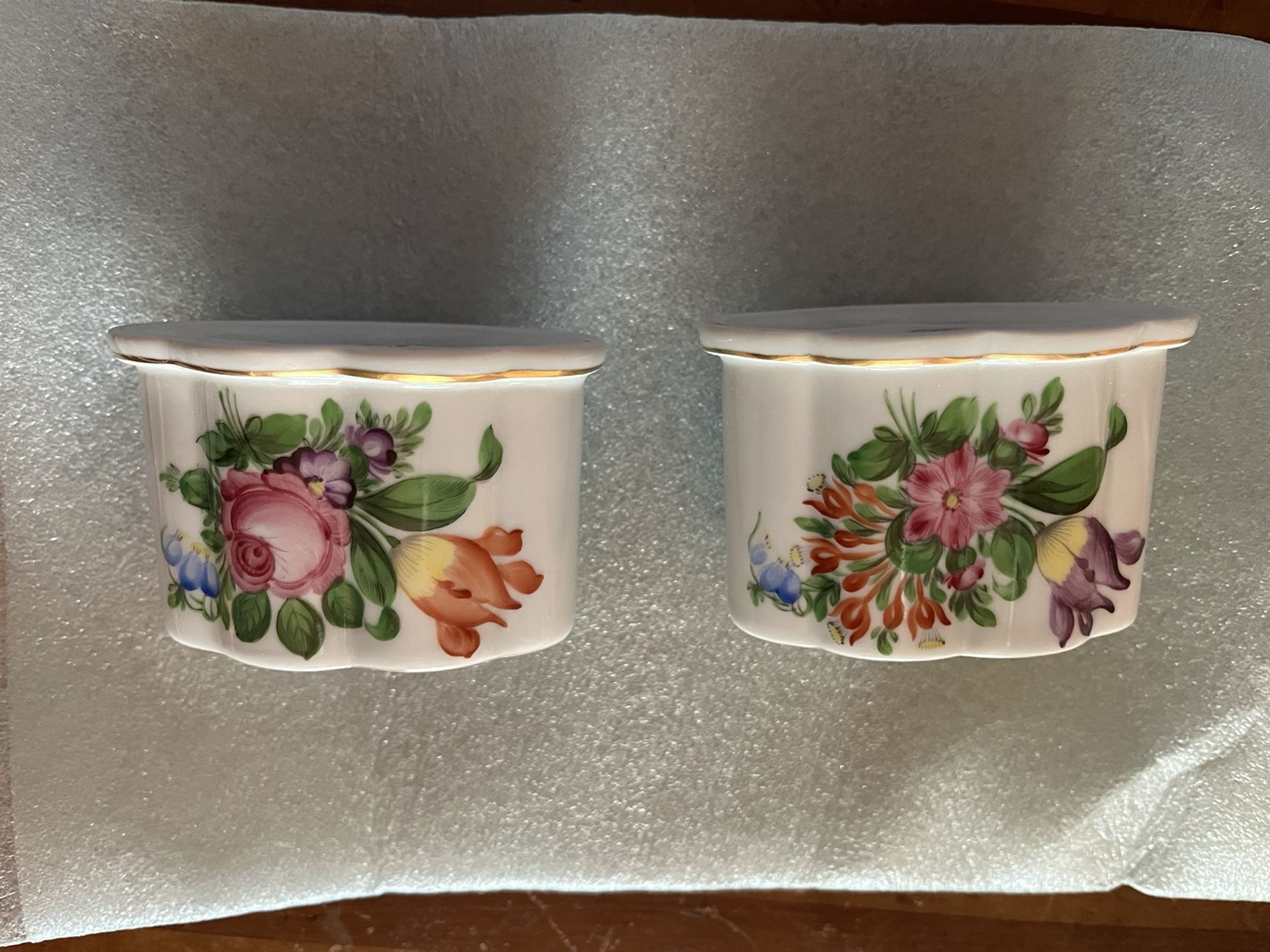 Small China Trinket Dishes Or Flower Vases