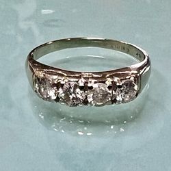 💎 14K White Gold Ladies Diamond Wedding Band