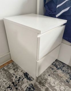IKEA MALM nightstand