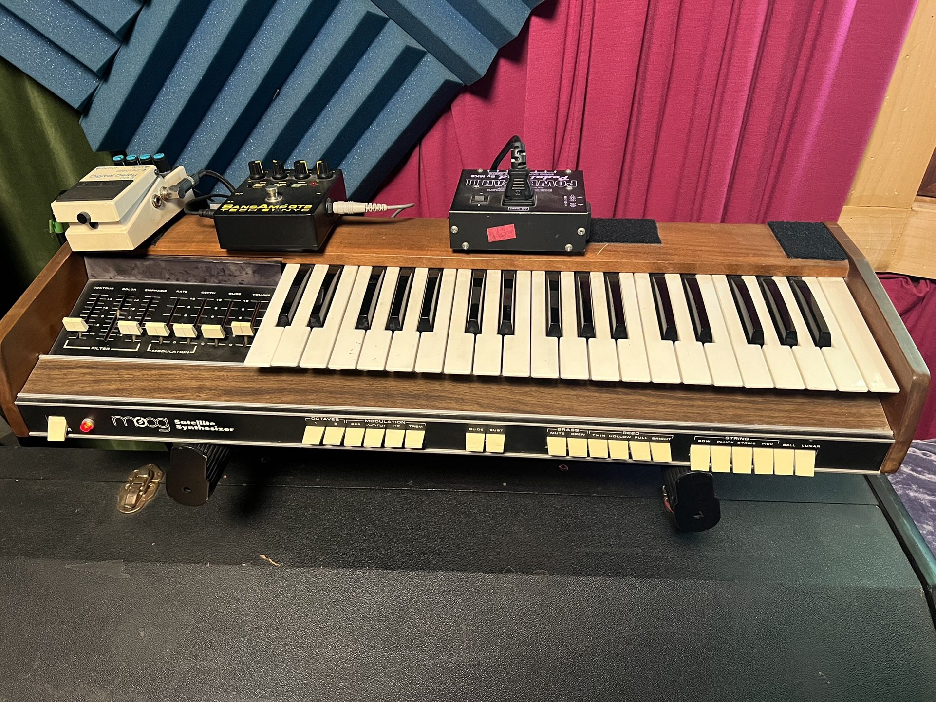 Moog outlet satellite synthesizer
