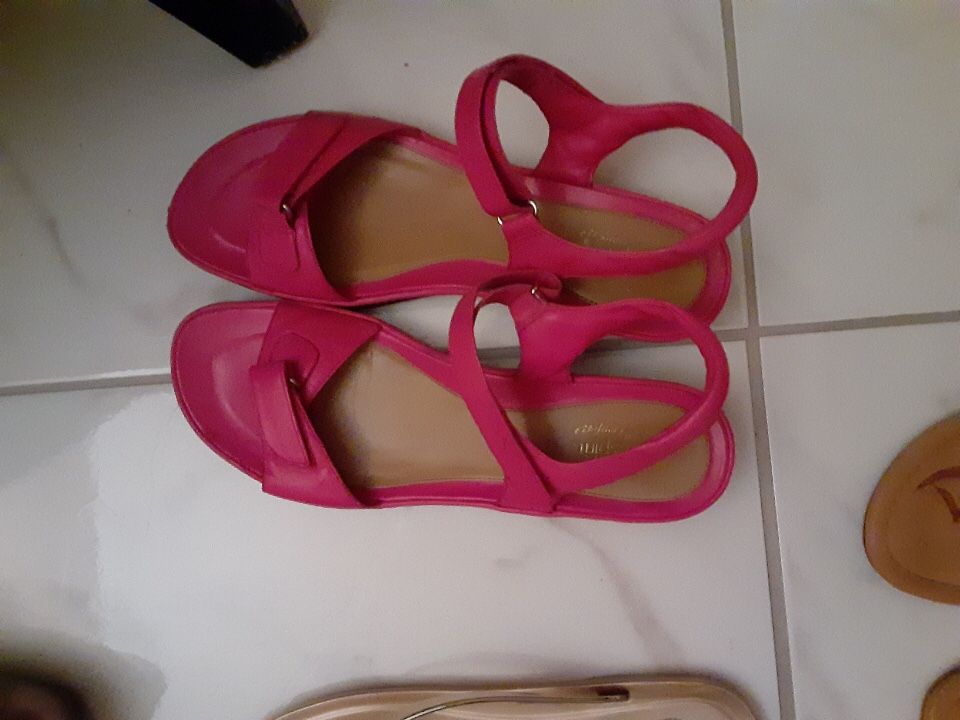 10 pair of shoes size 10 barely used