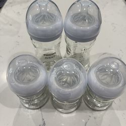 Philips Avent Glass Natural Bottle with Natural Response Nipple