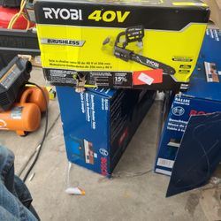 RYOBI

40V Brushless 14 in. Cordless Battery Chainsaw (Tool Only

