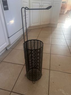 Toilet paper holder