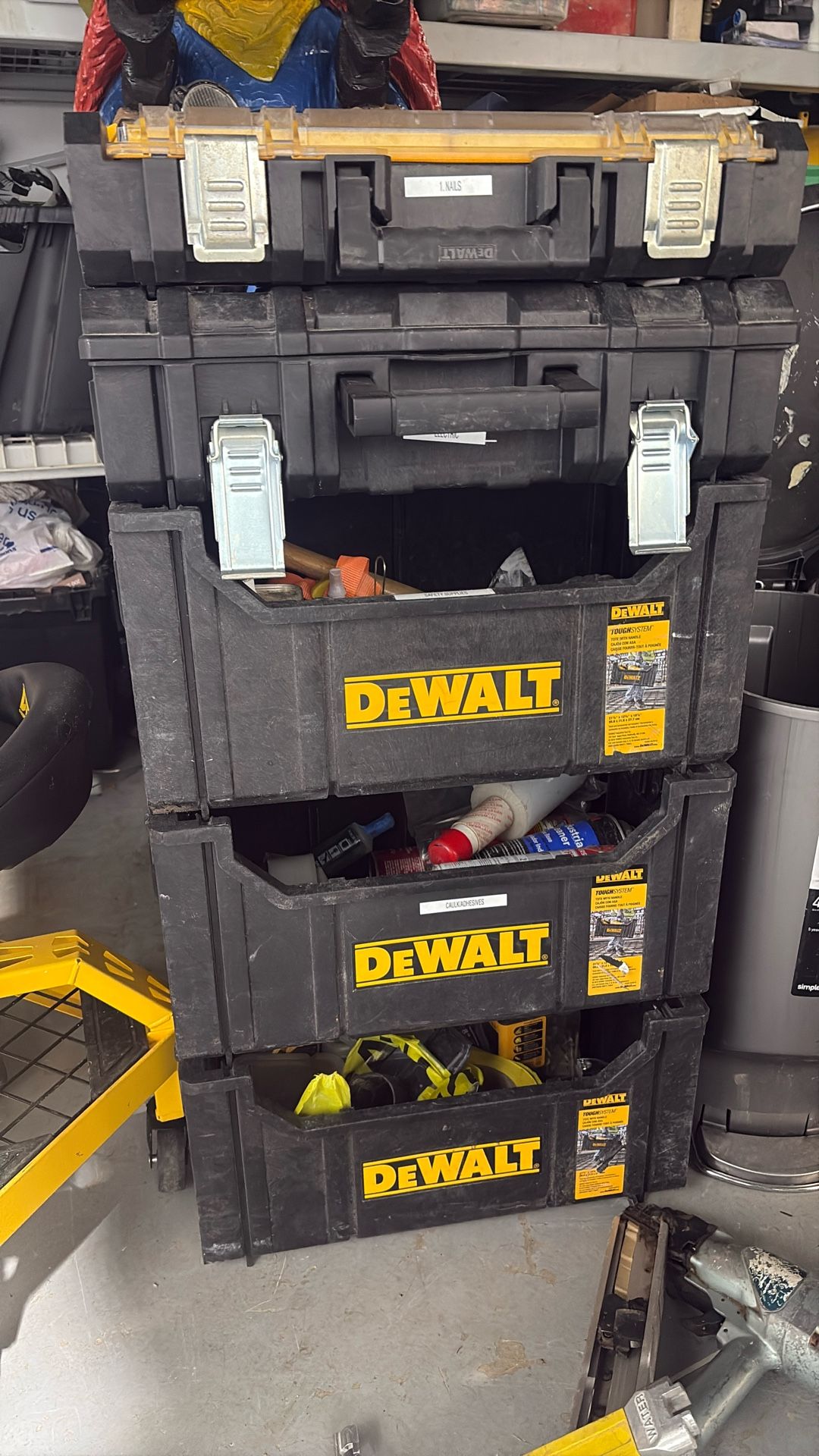 Dewalt