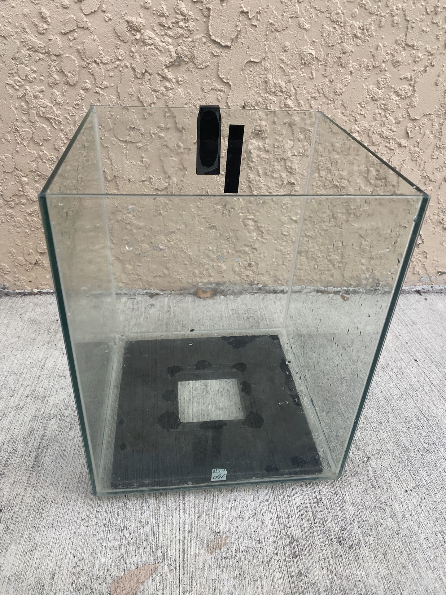 Fluval 5 gallon fish tank (tank only)