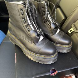 Dr Martens Lazy Oaf Sinclair Boots