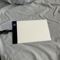 LED Light Pad for Drawing / Tracing – Like New