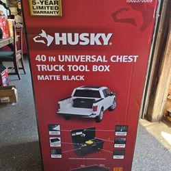 Husky
Chest Truck Tool Box in Aluminum 40.8 in. Full Size Matte Black