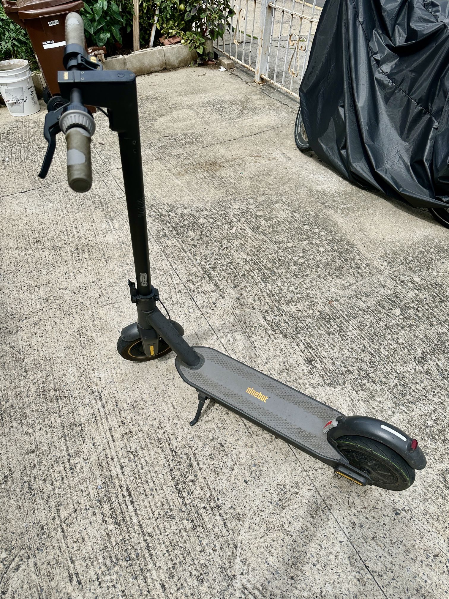 Ninebot Max Electric Scooter + New Back Tire