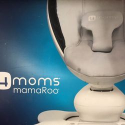 MamaRoo baby swing