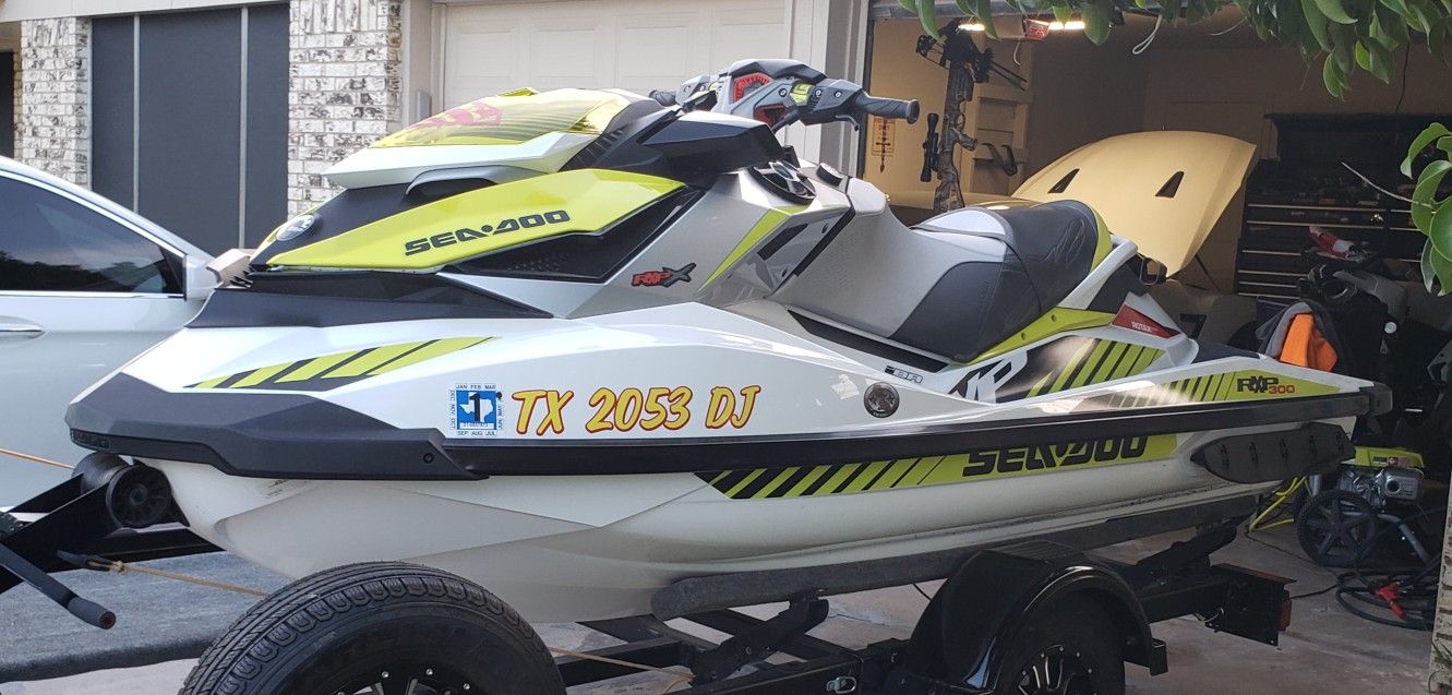 2016 SEADOO RXP-X300