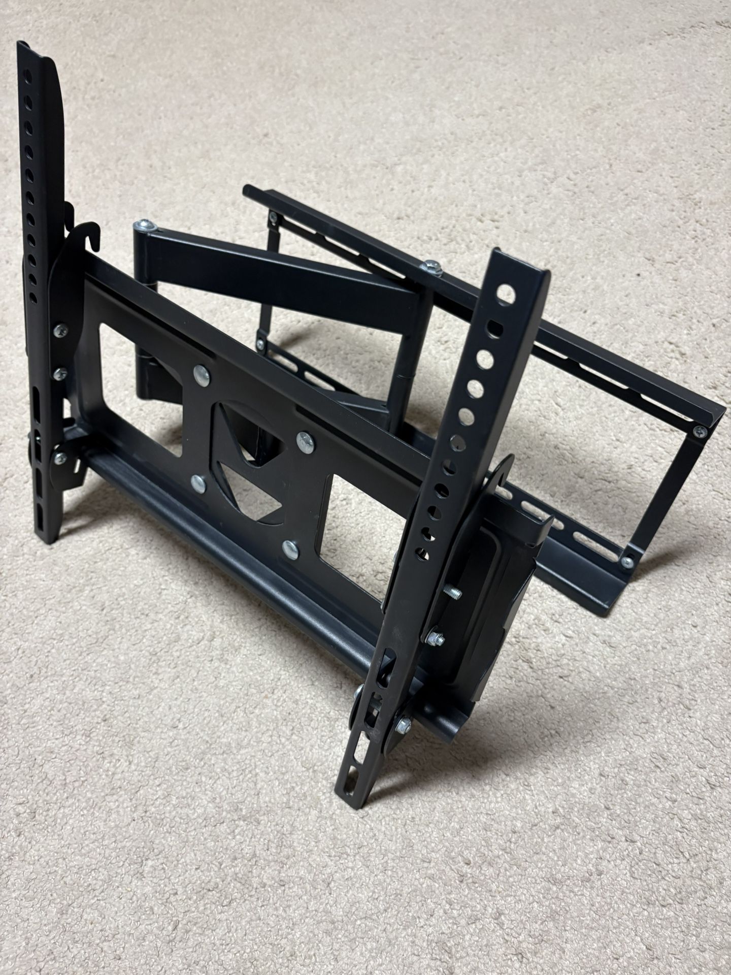 Mount Full Motion TV Wall 37-75” TV