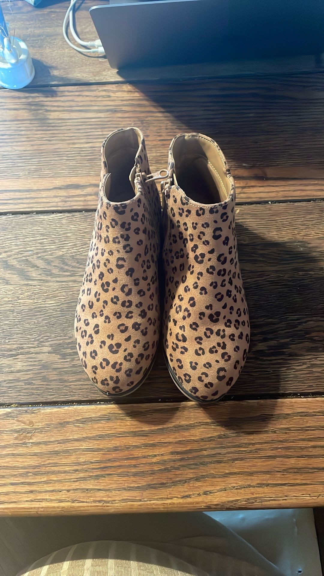 Cheetah Big Kids Size 2 Ankle Boots
