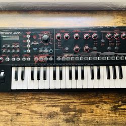 Roland JD-Xi Analog/Digital Synthesizer with Vocoder
