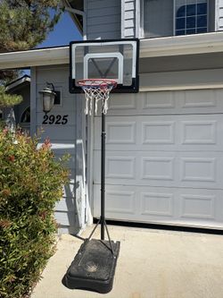 Adjustable Youth Basket Ball Court $50
