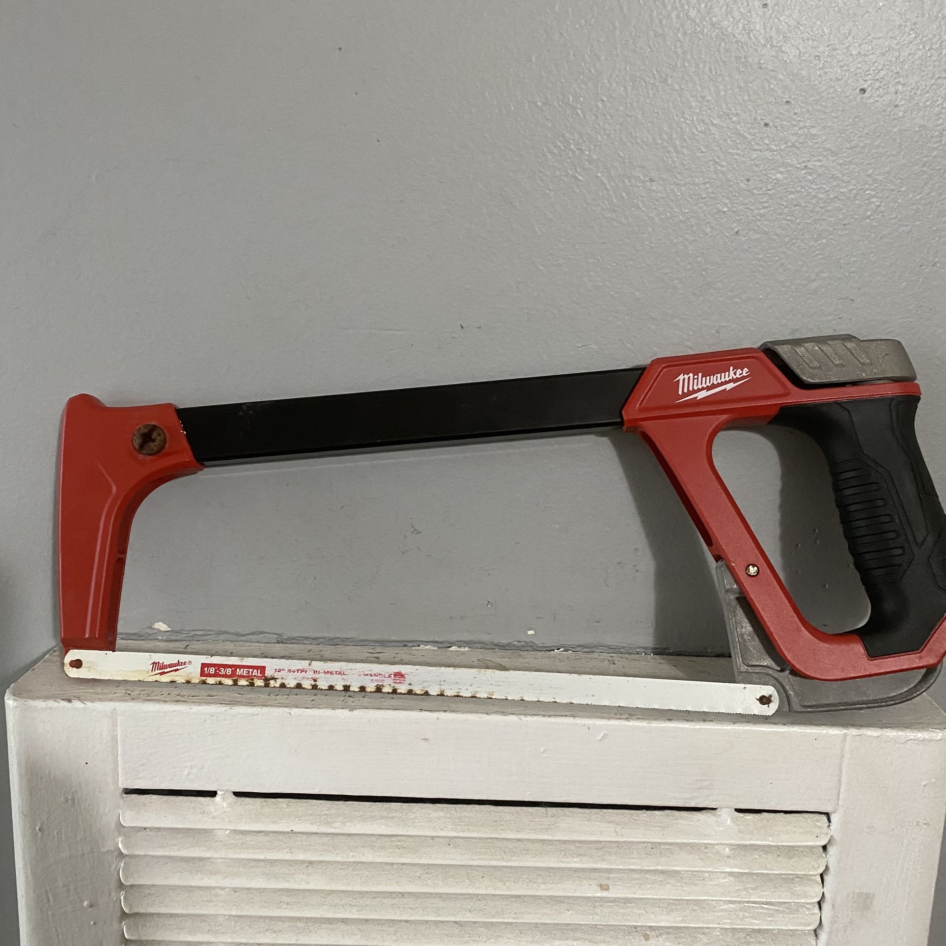 Milwaukee High-Tension Hack Saw with 12 in. 24 TPI Bi-Metal Blade and Blade Storage